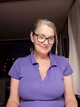 irinamaux online show from 30, 10, 2025