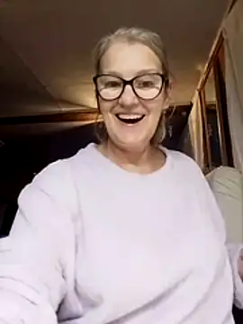 irinamaux online show from 29, 10, 2025