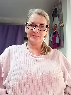 irinamaux online show from 26, 2, 2026