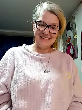 irinamaux online show from 7, 4, 2026