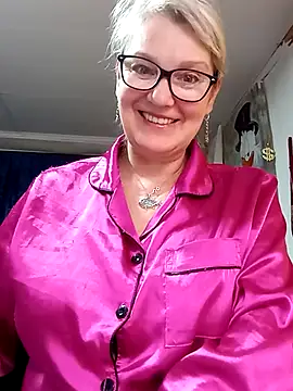 irinamaux online show from 16, 4, 2026