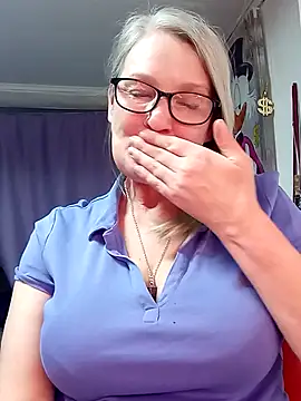 irinamaux online show from 22, 2, 2026