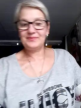 irinamaux online show from 20, 6, 2026