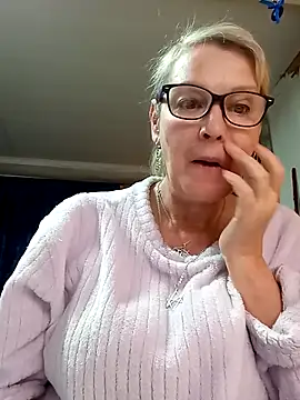 irinamaux online show from 22, 4, 2026