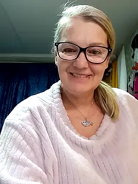 irinamaux online show from 4, 4, 2026