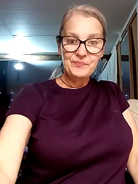 irinamaux online show from 25, 10, 2025