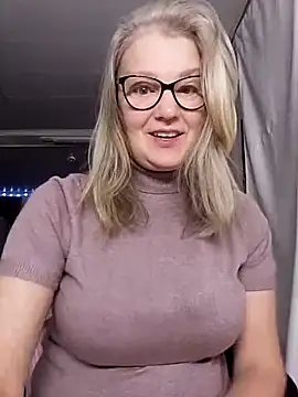 irinamaux online show from 19, 11, 2025