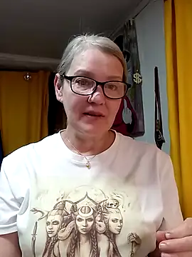 irinamaux online show from 25, 3, 2026