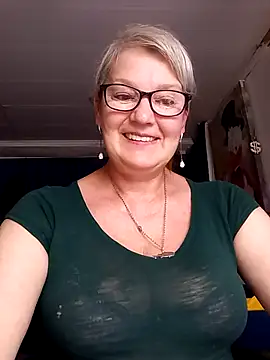 irinamaux online show from 27, 6, 2026