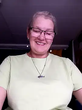 irinamaux online show from 11, 7, 2026