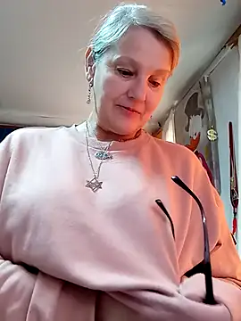 irinamaux online show from 24, 4, 2026