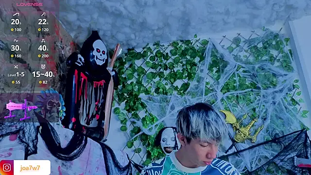 Levii Ackermann online show from 14, 10, 2025