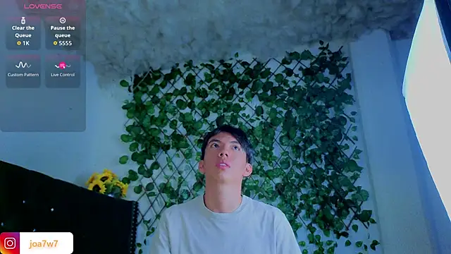 Levii Ackermann online show from 9, 1, 2026