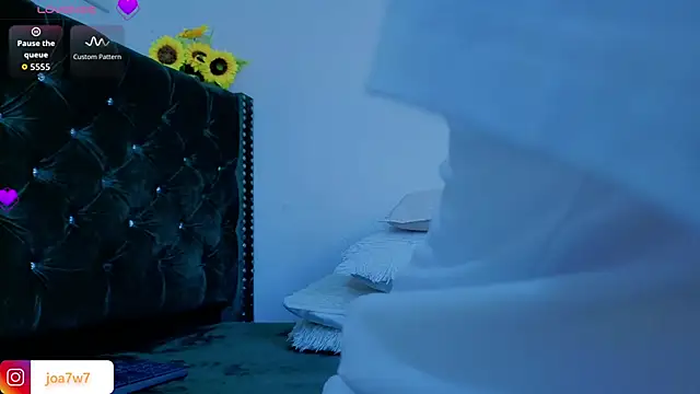 Levii Ackermann online show from 25, 3, 2026