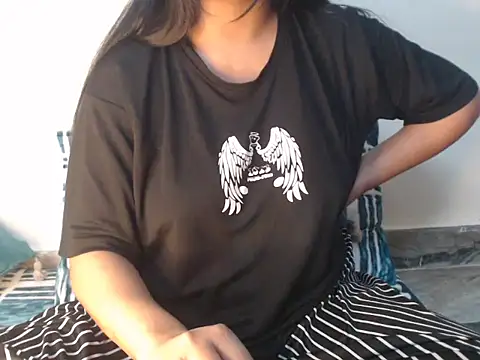 Freya nia online show from 12, 1, 2026