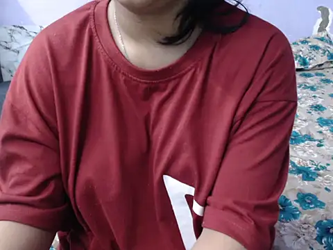 Freya nia online show from 4, 10, 2025