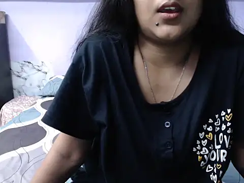 Freya nia online show from 25, 9, 2025