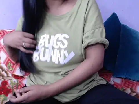 Freya nia online show from 17, 12, 2025