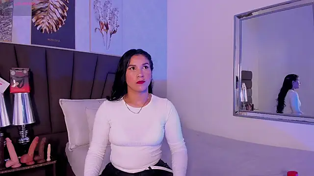 Sofi Perez  online show from 5, 2, 2026