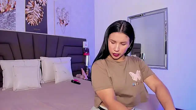 Sofi Perez  online show from 9, 2, 2026