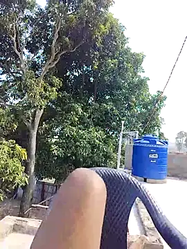 Snapshot of ErRakesh1 chatting on 13, 11, 2025 ErRakesh1 online show from 13, 11, 2025