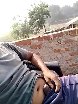 Snapshot of ErRakesh1 chatting on 17, 11, 2025 ErRakesh1 online show from 17, 11, 2025