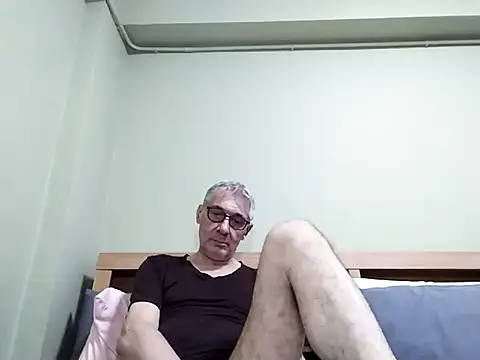 BIGUNCUTHARDCOCK online show from 15, 10, 2025