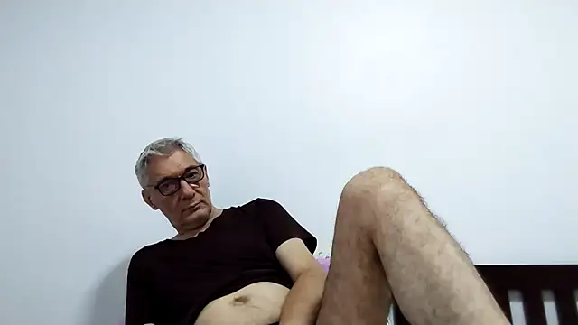 BIGUNCUTHARDCOCK online show from 7, 5, 2026