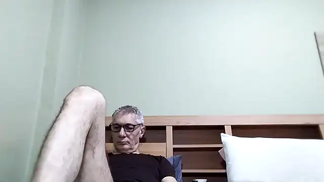 BIGUNCUTHARDCOCK online show from 6, 10, 2025