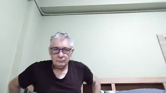 BIGUNCUTHARDCOCK online show from 10, 10, 2025