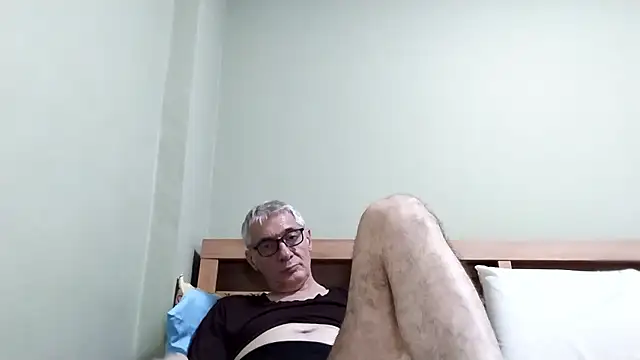 BIGUNCUTHARDCOCK online show from 17, 1, 2026