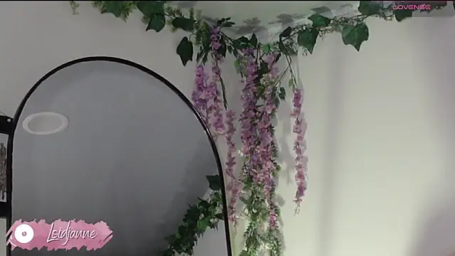 Snapshot of loIijanne chatting on 21, 9, 2025 loIijanne online show from 21, 9, 2025