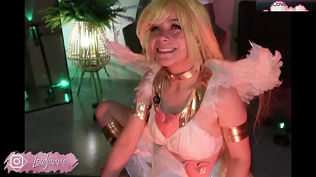 Snapshot of loIijanne chatting on 17, 6, 2026 loIijanne online show from 17, 6, 2026