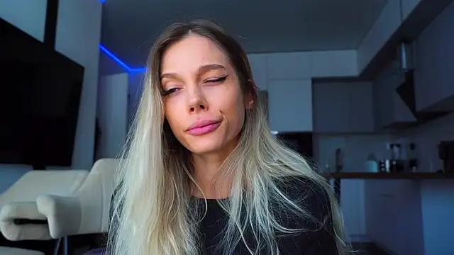 Snapshot of blackbunny_23 chatting on 13, 9, 2025 blackbunny 23 online show from 13, 9, 2025