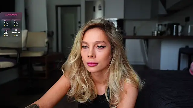 Snapshot of blackbunny_23 chatting on 11, 2, 2025 blackbunny 23 online show from 11, 2, 2025