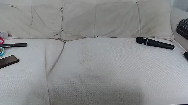 AninhaSampaio online show from 18, 12, 2024