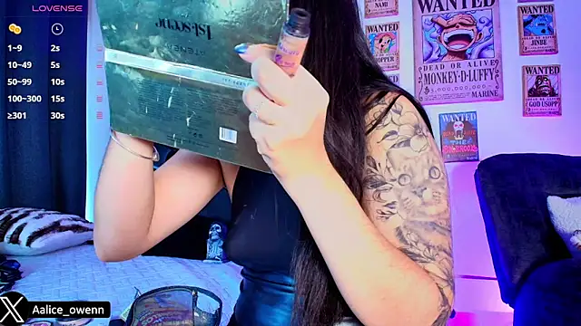 Aliceowenn online show from 14, 10, 2025