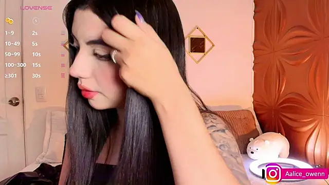 Aliceowenn online show from 24, 9, 2025