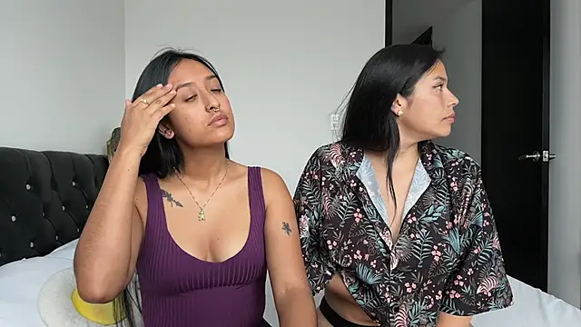 2SummerLove1 online show from 8, 2, 2025