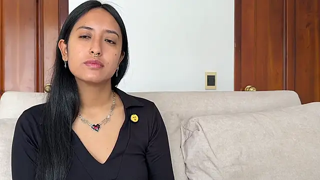 2SummerLove1 online show from 25, 10, 2025