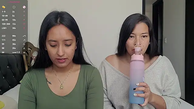 2SummerLove1 online show from 20, 1, 2025