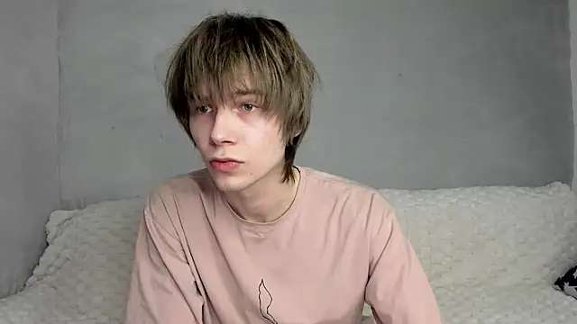 Snapshot of Makentoshi_ chatting on 21, 11, 2025 Makentoshi online show from 21, 11, 2025