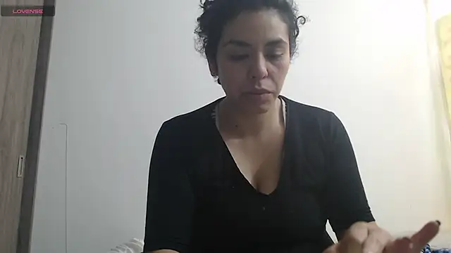 Anne purple online show from 21, 3, 2025