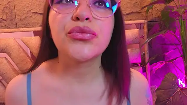 phoenixxxx777 online show from 15, 7, 2026