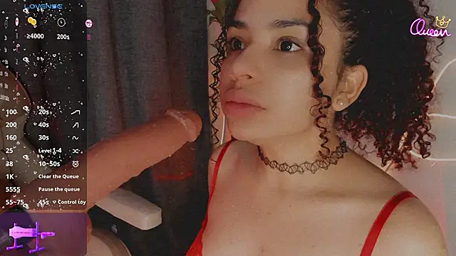 Queen Deepthroat online show from 16, 3, 2026