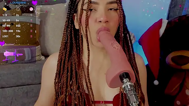 Queen Deepthroat online show from 24, 12, 2024