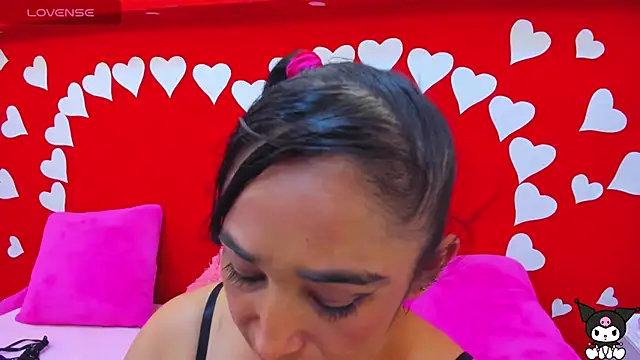 charlotte-11 online show from 17, 3, 2025