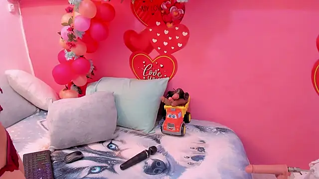 charlotte-11 online show from 12, 9, 2025