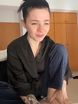 RoxiBlack online show from 22, 2, 2026