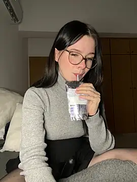 RoxiBlack online show from 5, 2, 2026